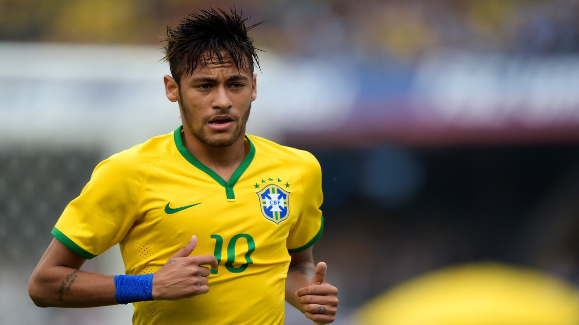 ky体育中国-绚丽瞬间：半场封盖、三分绝杀、精彩抢断一应俱全！